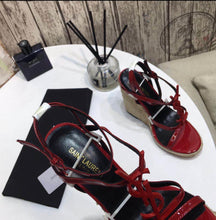 Load image into Gallery viewer, Bougie Girl wedges
